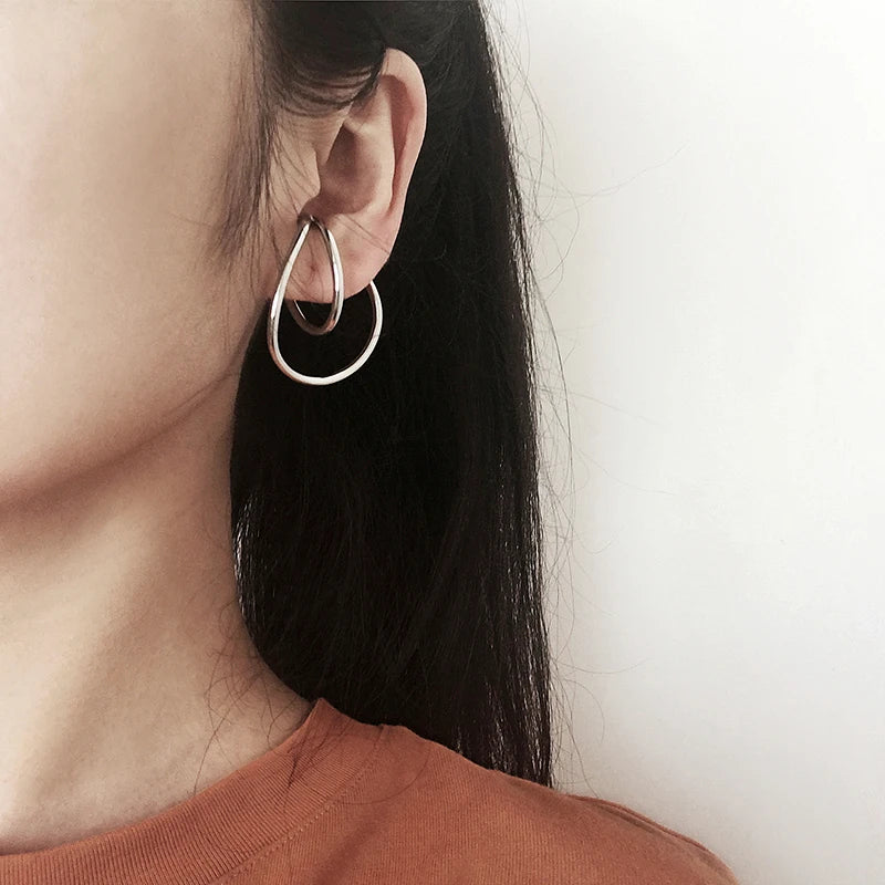 Fourre-tout Curve Clip Earrings