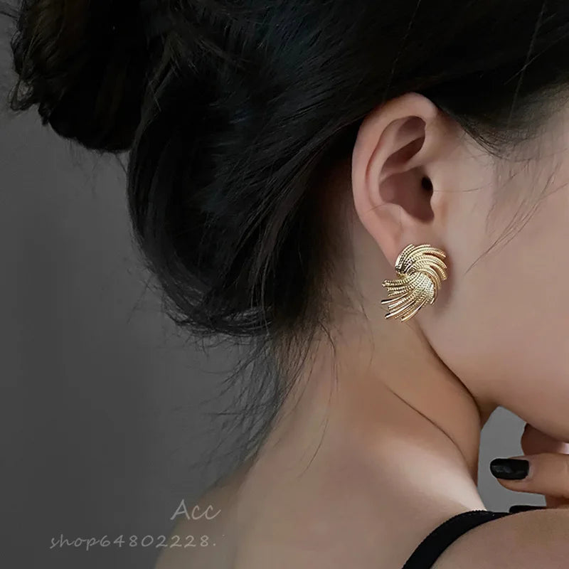 Korean Big Vintage Golden Stud Earring Jewelry for Women  Gothic  Luxury