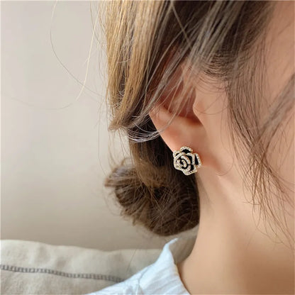 Elegant Black Camellia Zircon Stud Earrings for Women Luxury Quality Lady's Jewelry Small Earring Wedding Bride Accessories