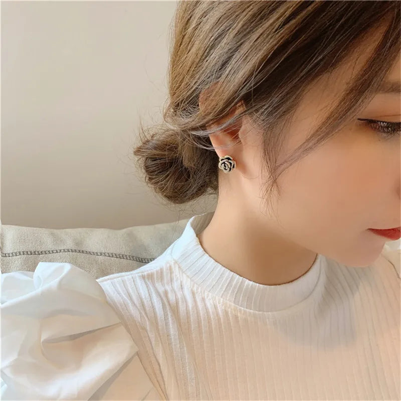 Elegant Black Camellia Zircon Stud Earrings for Women Luxury Quality Lady's Jewelry Small Earring Wedding Bride Accessories