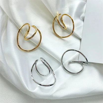 Fourre-tout Curve Clip Earrings